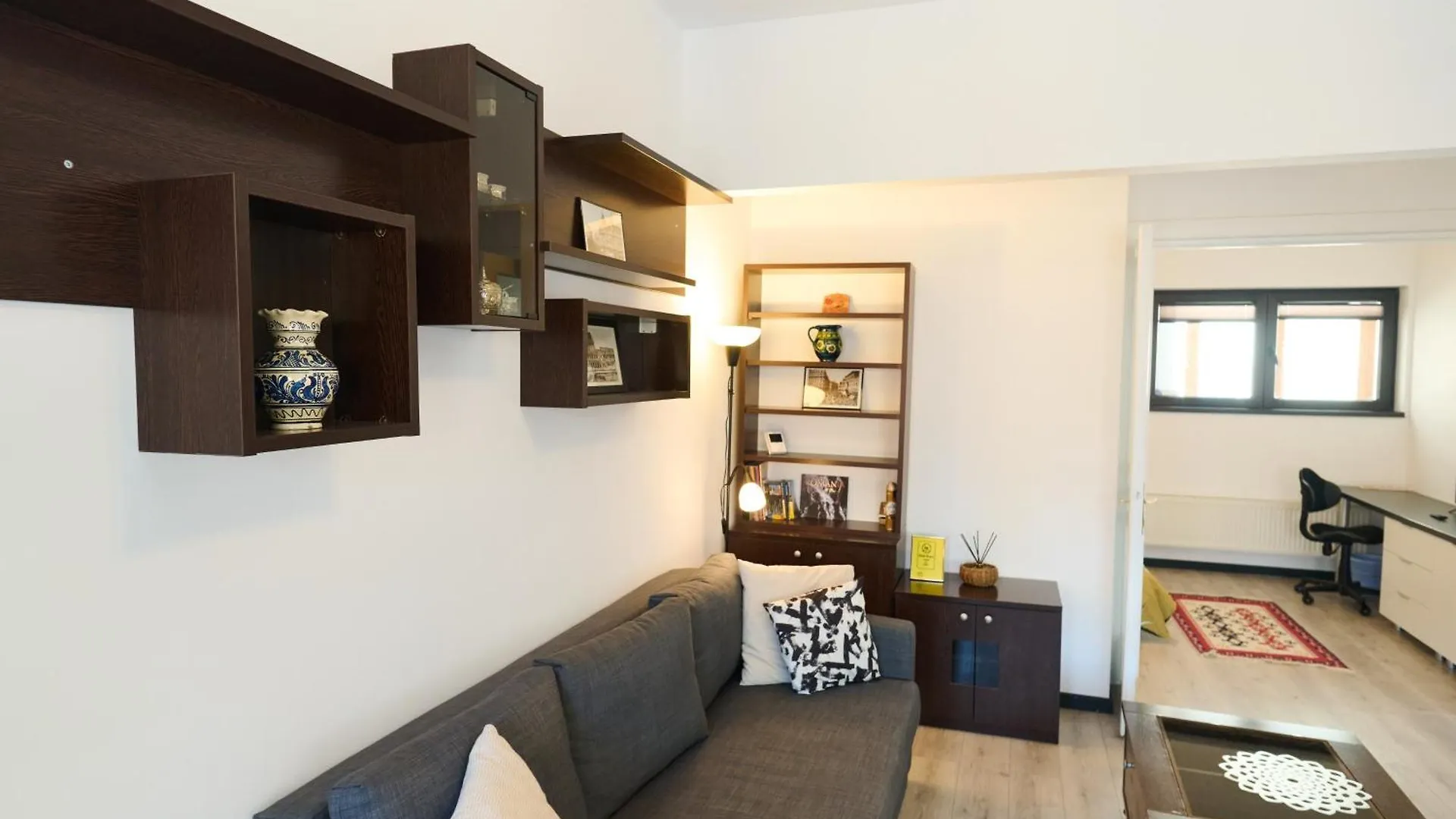 Old Town Retreat Apartment 7 Бухарест